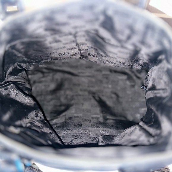 Michael Kors Ciara Satchel with removable strap- Preloved - Picture 8 of 9